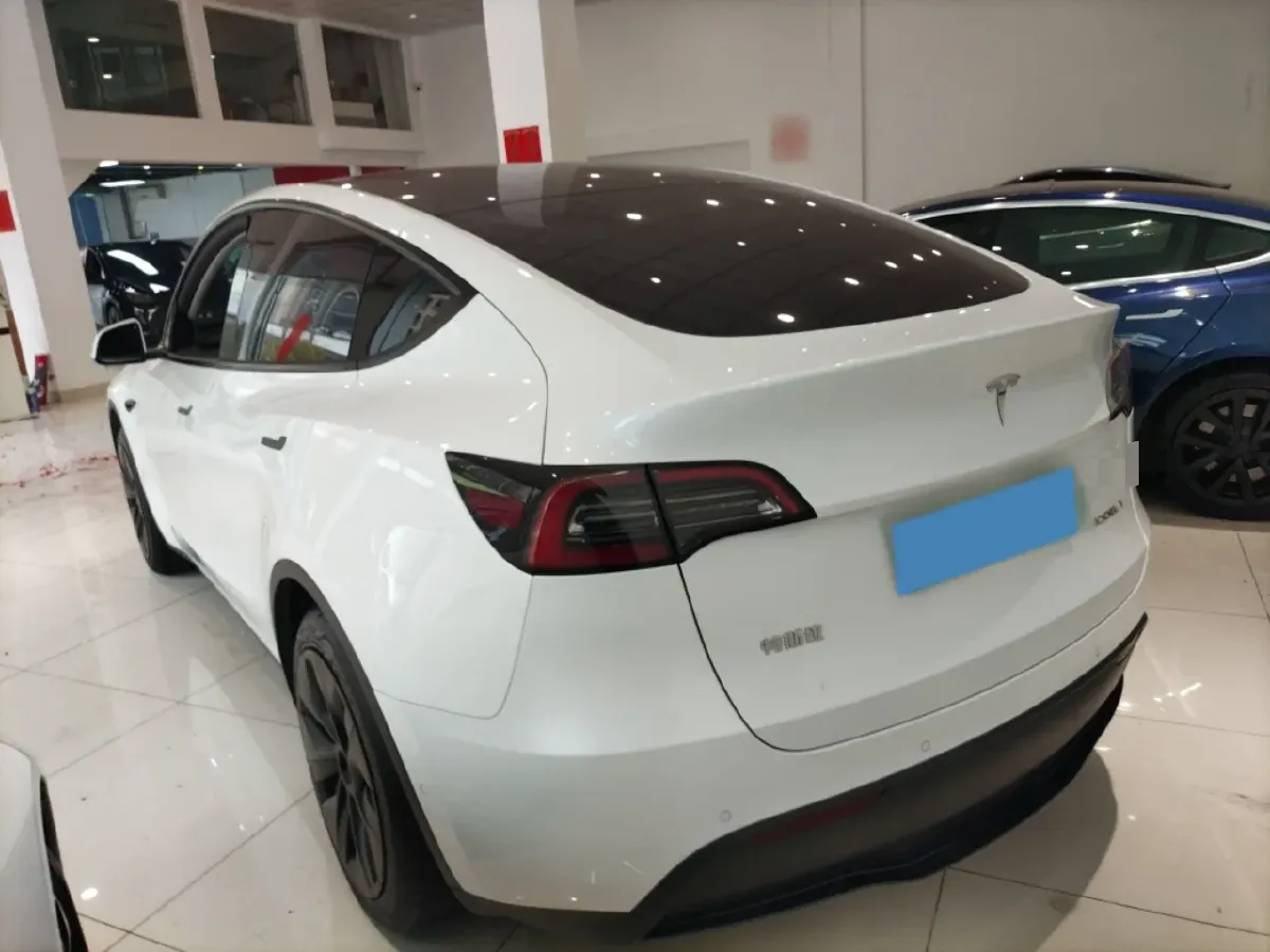 2024 Tesla Model Y BEV 60KWH,autocango,china used car exporter,china ev exporter,chinese used car exporter,chinese used ev exporter