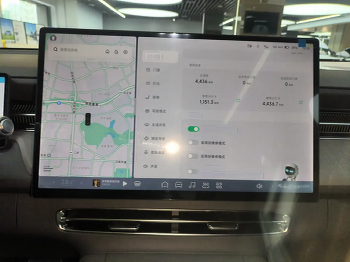 2025 Xpeng G6 BEV 68.5KWH,autocango,china used car exporter,china ev exporter,chinese used car exporter,chinese used ev exporter