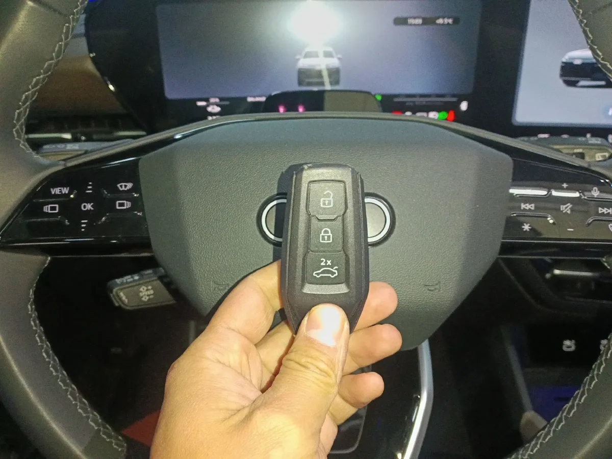 2026 Audi Q6L e-tron BEV,autocango,china used car exporter,china ev exporter,chinese used car exporter,chinese used ev exporter