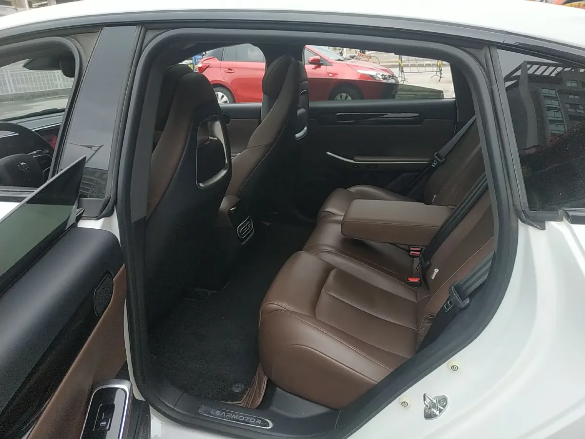 2023 Leapmotor C01 BEV 62.8KWH,autocango,china used car exporter,china ev exporter,chinese used car exporter,chinese used ev exporter