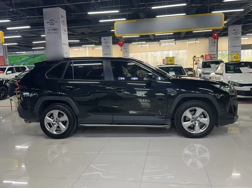 2020 Toyota RAV4 2.0L 171HP L4 CVT,autocango,china used car exporter,china ev exporter,chinese used car exporter,chinese used ev exporter