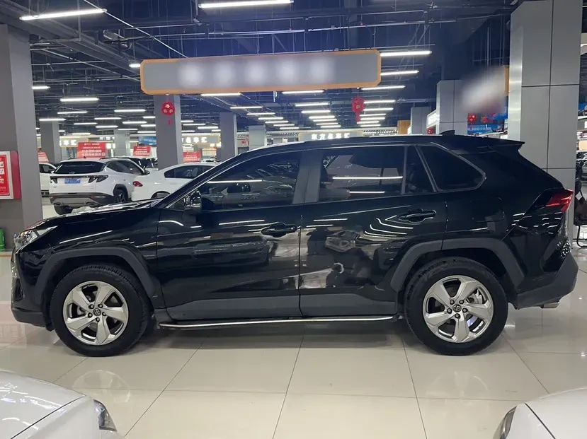 2020 Toyota RAV4 2.0L 171HP L4 CVT,autocango,china used car exporter,china ev exporter,chinese used car exporter,chinese used ev exporter