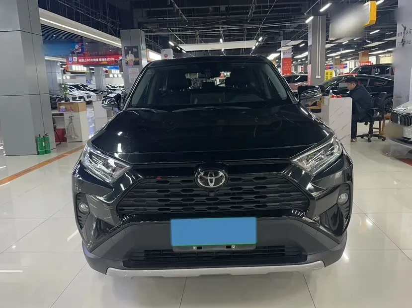2020 Toyota RAV4 2.0L 171HP L4 CVT,autocango,china used car exporter,china ev exporter,chinese used car exporter,chinese used ev exporter