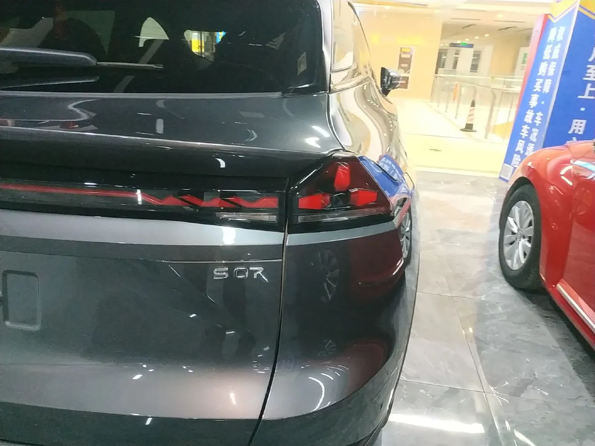 2025 Deepal S07 BEV 68.82KWH,autocango,china used car exporter,china ev exporter,chinese used car exporter,chinese used ev exporter