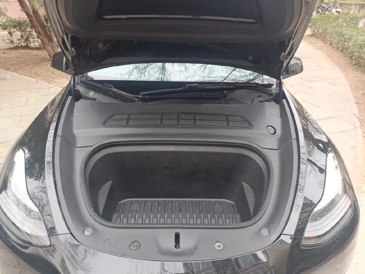 2022 Tesla Model Y BEV 60KWH,autocango,china used car exporter,china ev exporter,chinese used car exporter,chinese used ev exporter