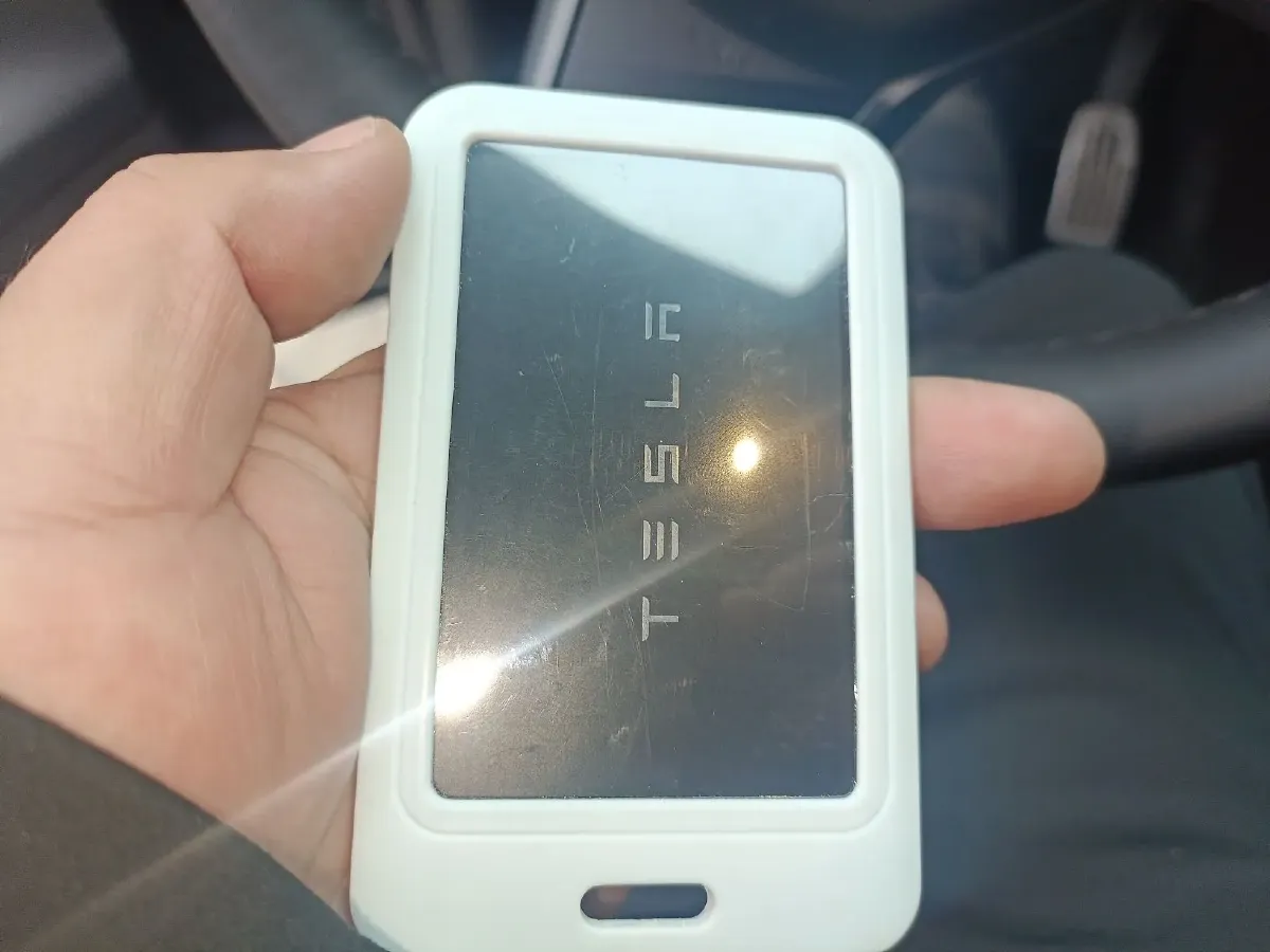 2022 Tesla Model Y BEV 60KWH,autocango,china used car exporter,china ev exporter,chinese used car exporter,chinese used ev exporter