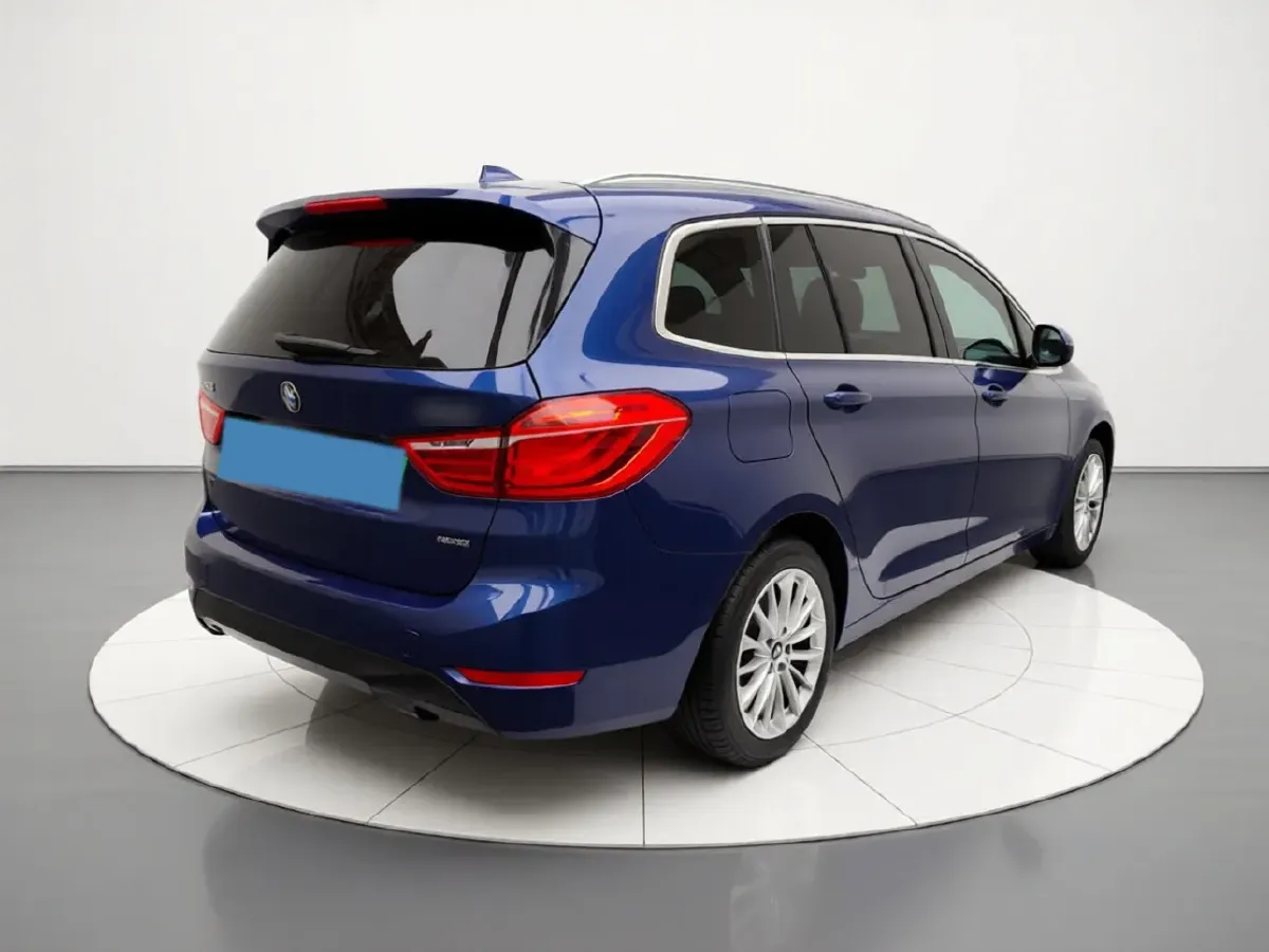 2018 BMW 2 Series SUV 1.5T 140HP L3 7DCT,autocango,china used car exporter,china ev exporter,chinese used car exporter,chinese used ev exporter