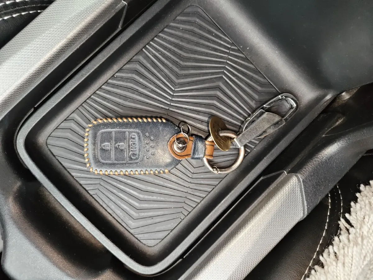 2019 Honda CR-V 2.0L 146HP L4 E-CVT Hybrid,autocango,china used car exporter,china ev exporter,chinese used car exporter,chinese used ev exporter