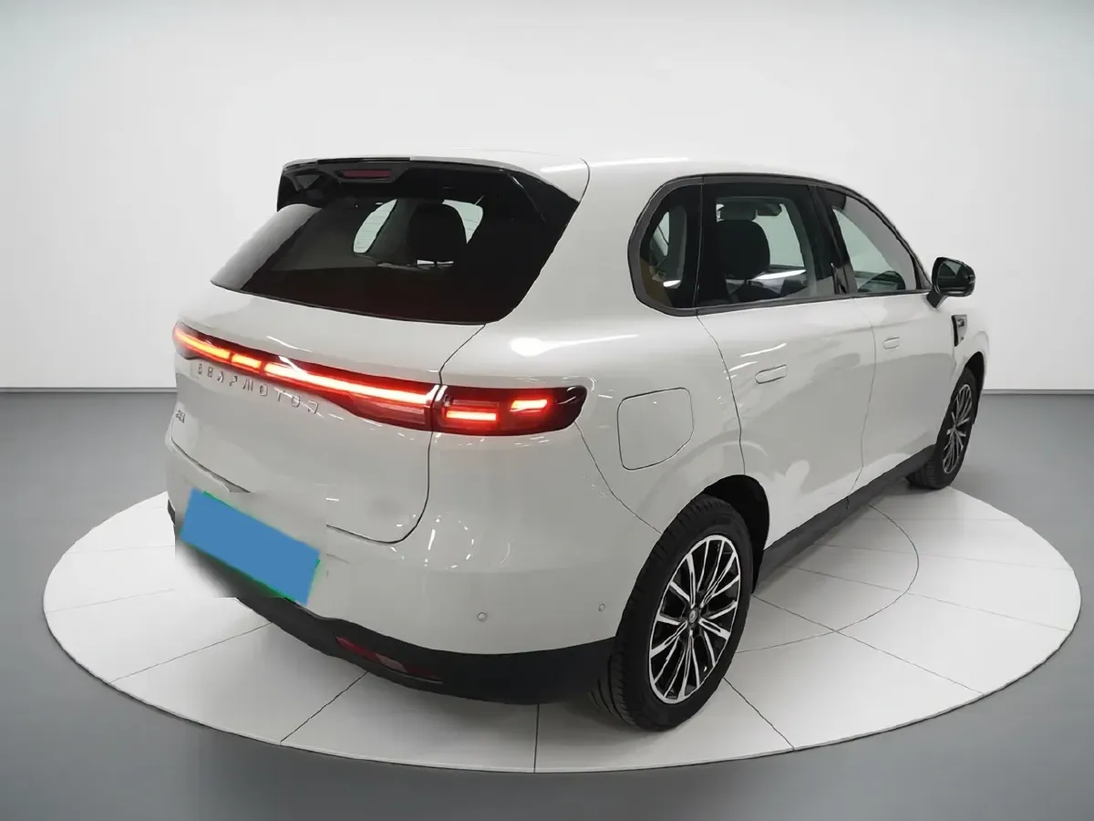 2025 Leapmotor B10 BEV 56.2KWH,autocango,china used car exporter,china ev exporter,chinese used car exporter,chinese used ev exporter