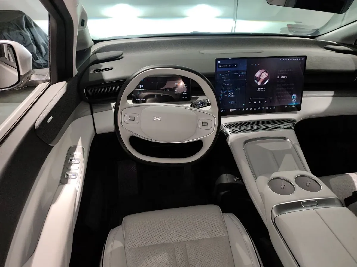 2024 Xpeng X9 BEV 101.5KWH,autocango,china used car exporter,china ev exporter,chinese used car exporter,chinese used ev exporter