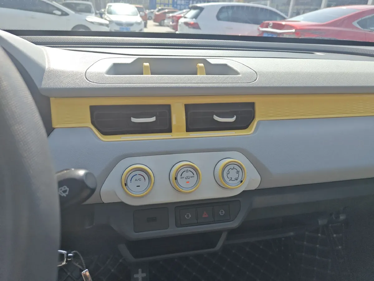 2023 Chery QQ Ice Cream BEV 13.9KWH,autocango,china used car exporter,china ev exporter,chinese used car exporter,chinese used ev exporter