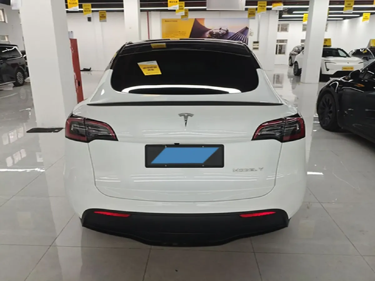 2024 Tesla Model Y BEV 60KWH,autocango,china used car exporter,china ev exporter,chinese used car exporter,chinese used ev exporter