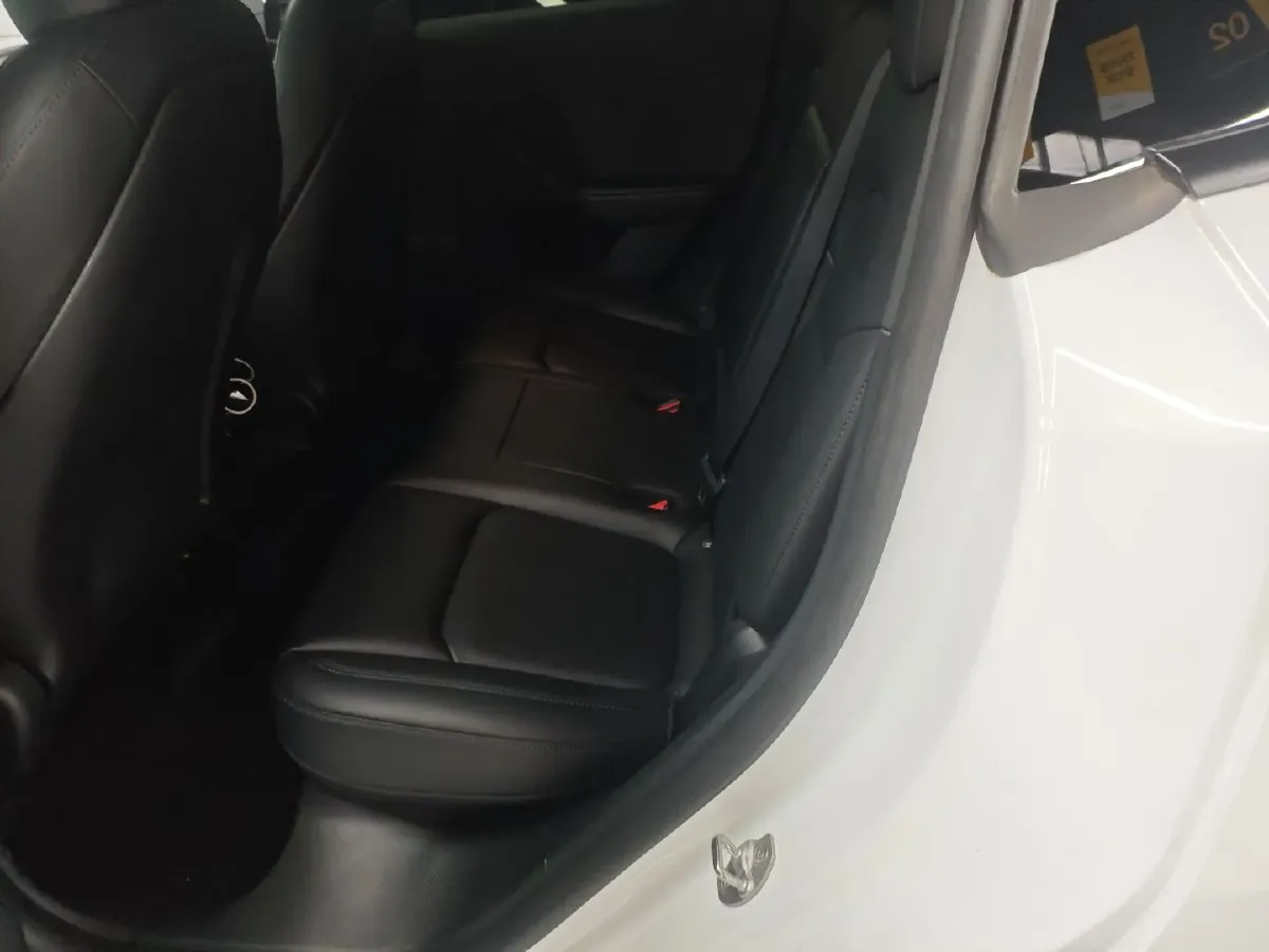 2024 Tesla Model Y BEV 60KWH,autocango,china used car exporter,china ev exporter,chinese used car exporter,chinese used ev exporter