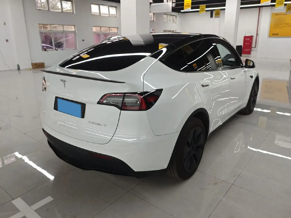2024 Tesla Model Y BEV 60KWH,autocango,china used car exporter,china ev exporter,chinese used car exporter,chinese used ev exporter