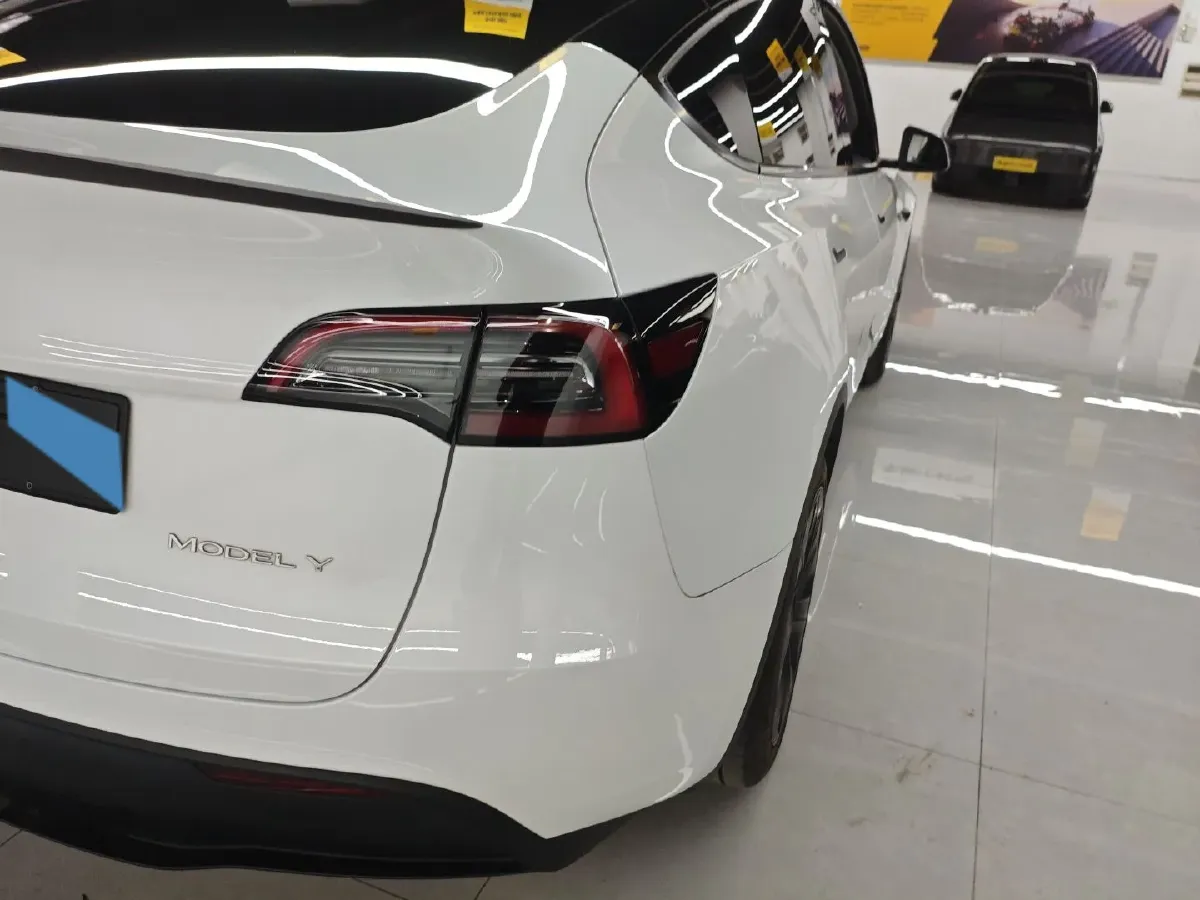 2024 Tesla Model Y BEV 60KWH,autocango,china used car exporter,china ev exporter,chinese used car exporter,chinese used ev exporter