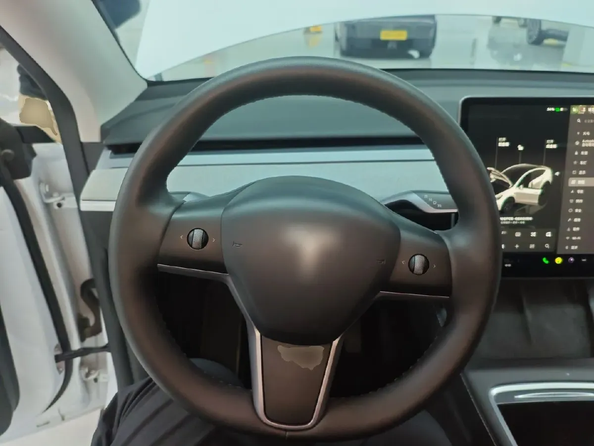 2024 Tesla Model Y BEV 60KWH,autocango,china used car exporter,china ev exporter,chinese used car exporter,chinese used ev exporter