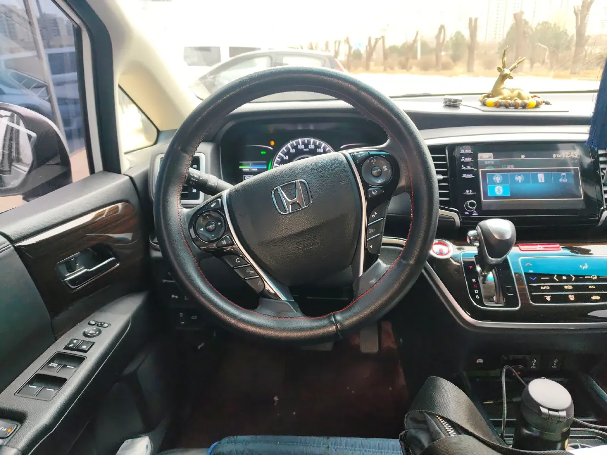 2021 Kia Carnival 2.0T 233HP L4 8AT,autocango,china used car exporter,china ev exporter,chinese used car exporter,chinese used ev exporter