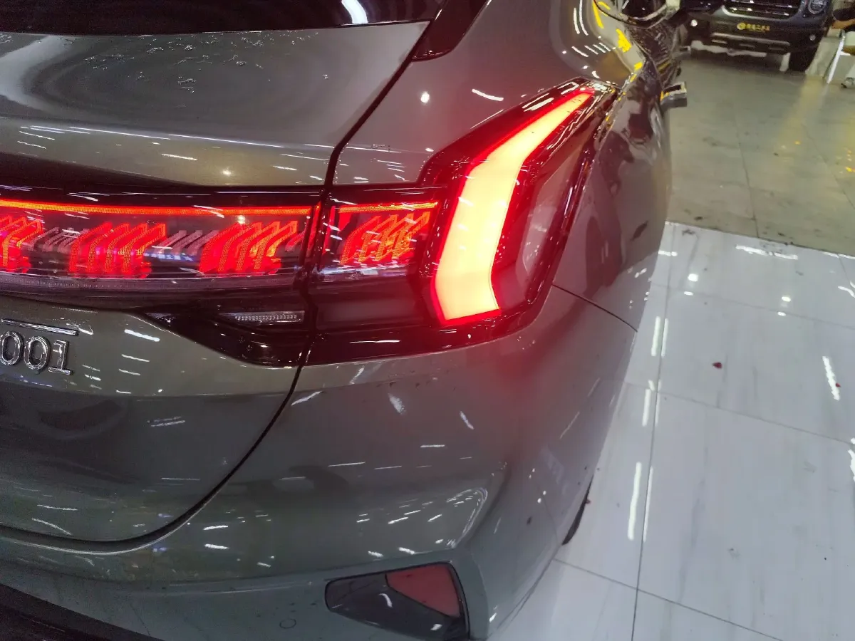 2024 Zeekr 001 BEV 100KWH,autocango,china used car exporter,china ev exporter,chinese used car exporter,chinese used ev exporter