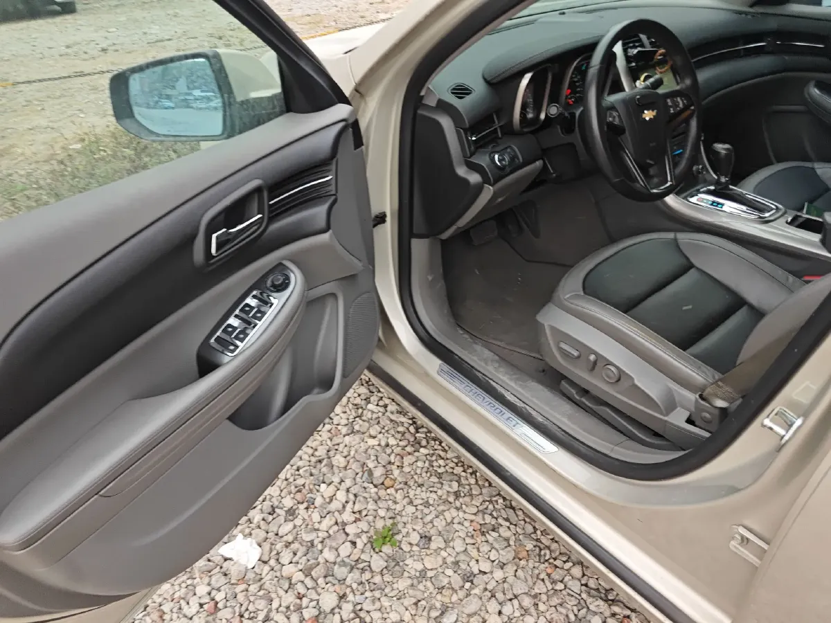 2014 Chevrolet Malibu 2.0L 154HP L4 6AT,autocango,china used car exporter,china ev exporter,chinese used car exporter,chinese used ev exporter