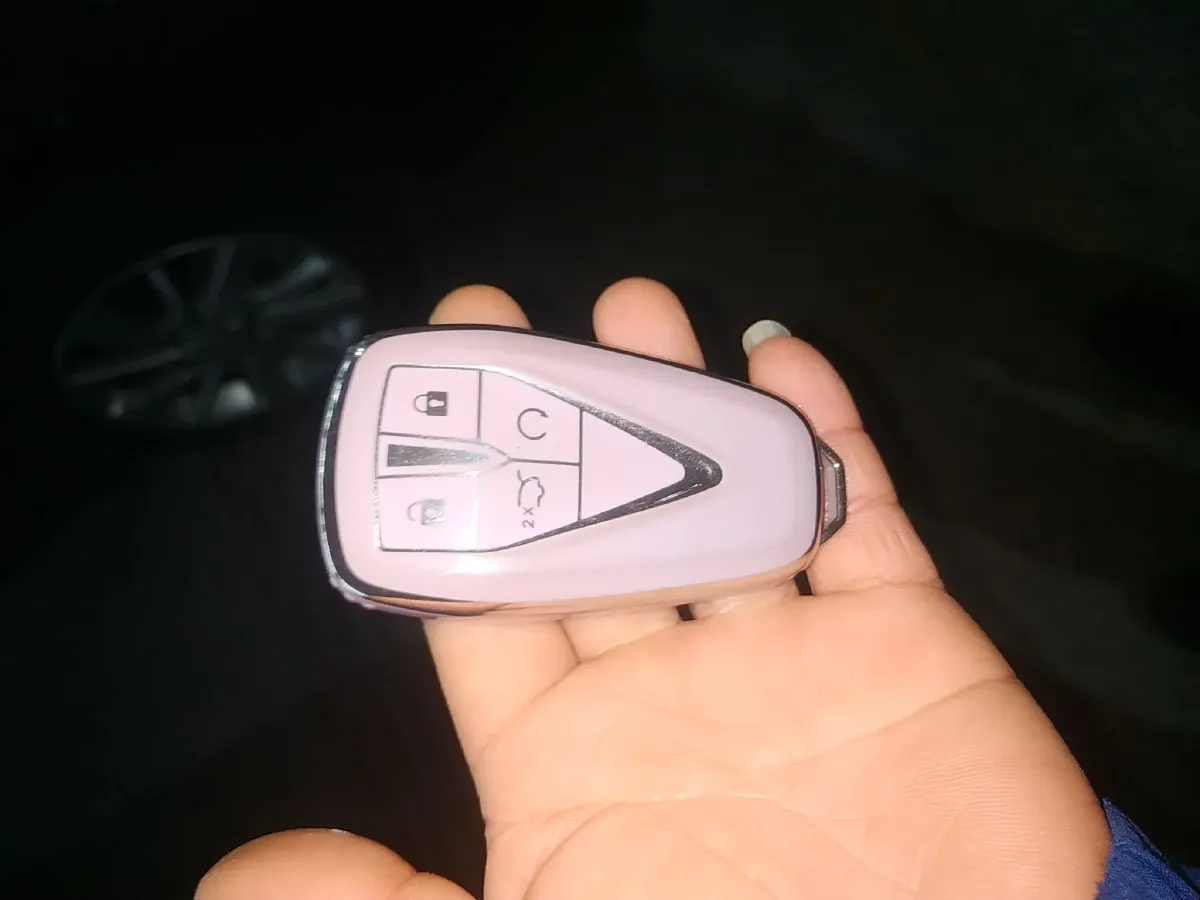 2022 ChangAn UNI-V 1.5T 188HP L4 7DCT,autocango,china used car exporter,china ev exporter,chinese used car exporter,chinese used ev exporter