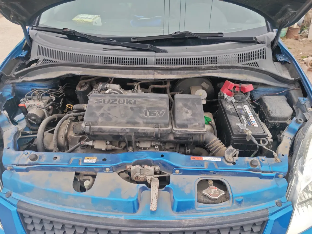 2013 Suzuki Swift 1.3L 91HP L4 5MT,autocango,china used car exporter,china ev exporter,chinese used car exporter,chinese used ev exporter