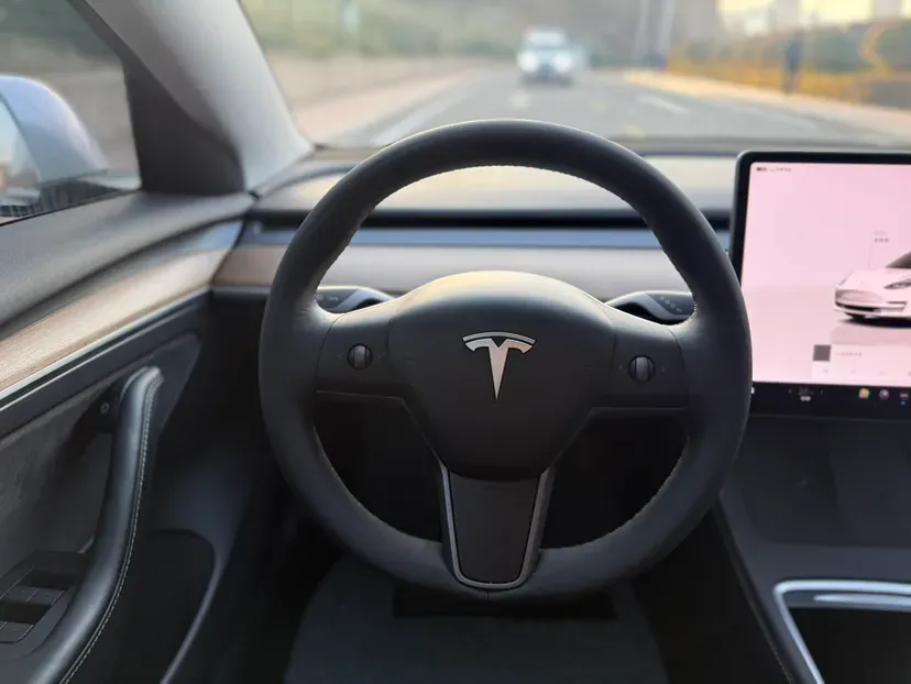 2022 Tesla Model Y BEV 60KWH,autocango,china used car exporter,china ev exporter,chinese used car exporter,chinese used ev exporter