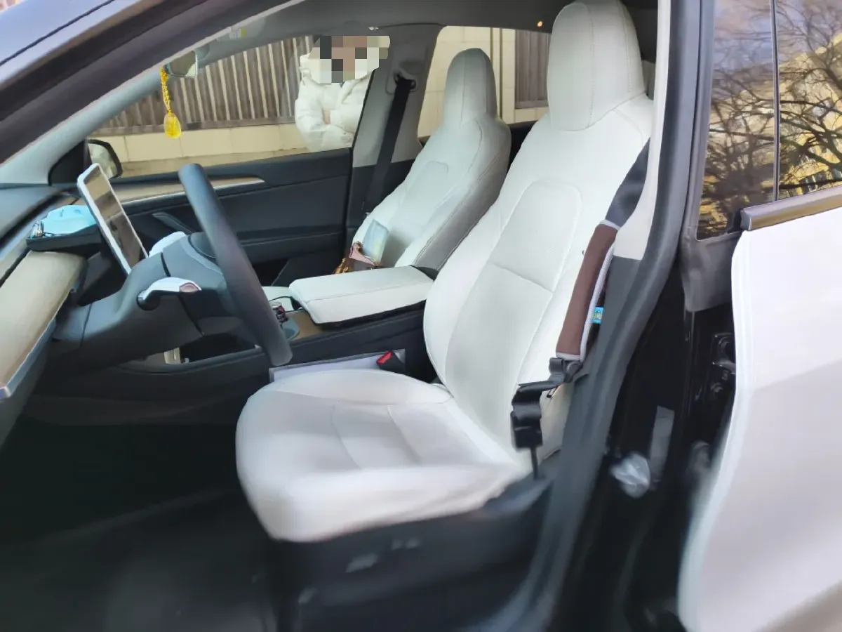 2022 Tesla Model Y BEV 60KWH,autocango,china used car exporter,china ev exporter,chinese used car exporter,chinese used ev exporter