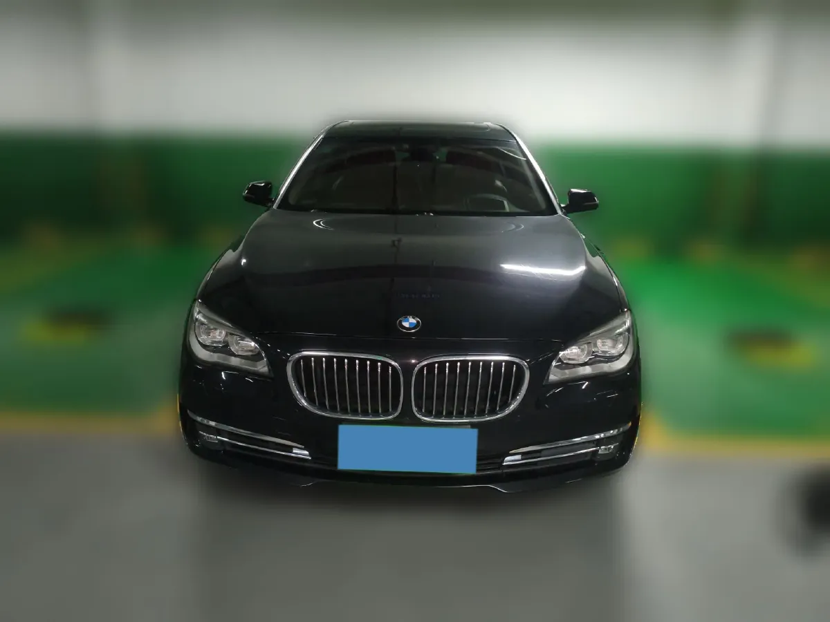 2013 BMW 7 Series 3.0T 320HP L6 8AT,autocango,china used car exporter,china ev exporter,chinese used car exporter,chinese used ev exporter