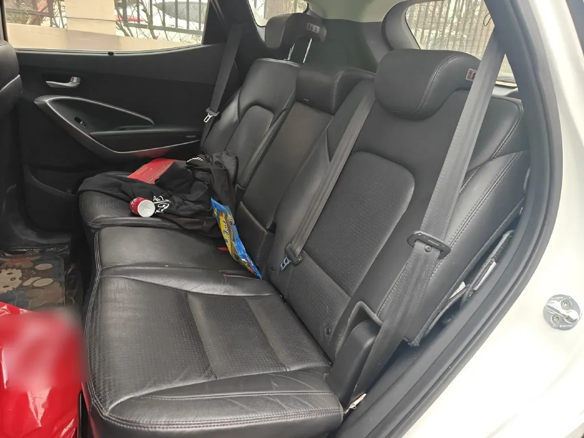 2013 Hyundai Santafe 2.4L 189HP L4 6AT,autocango,china used car exporter,china ev exporter,chinese used car exporter,chinese used ev exporter