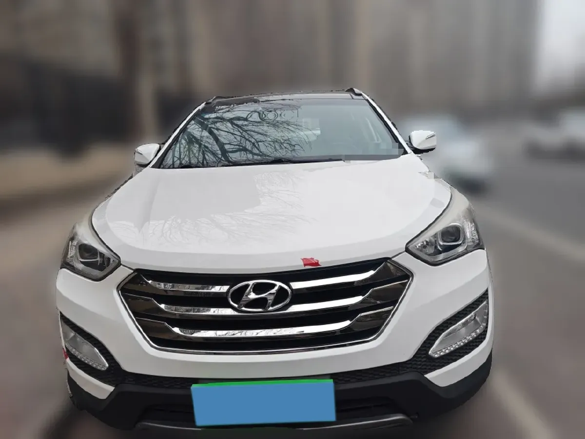2013 Hyundai Santafe 2.4L 189HP L4 6AT,autocango,china used car exporter,china ev exporter,chinese used car exporter,chinese used ev exporter