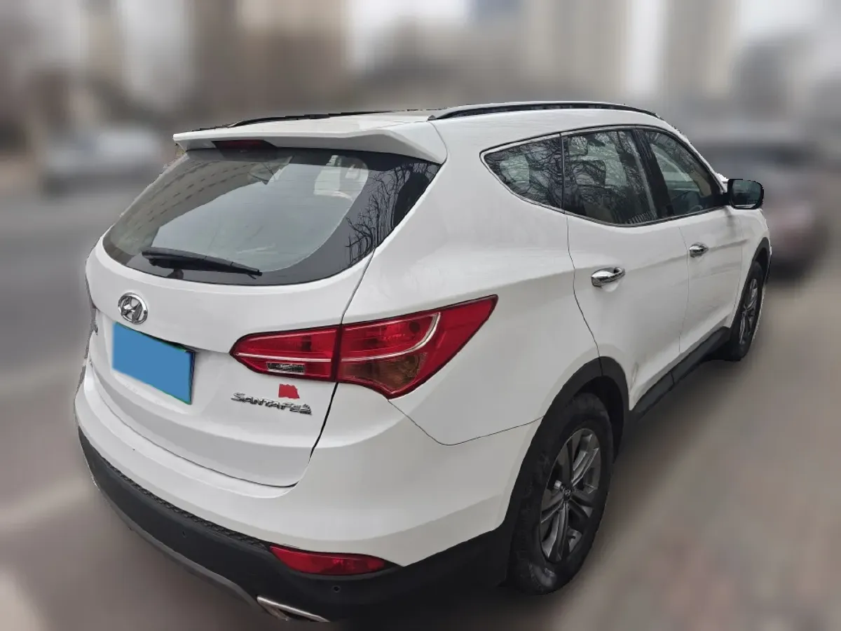 2013 Hyundai Santafe 2.4L 189HP L4 6AT,autocango,china used car exporter,china ev exporter,chinese used car exporter,chinese used ev exporter