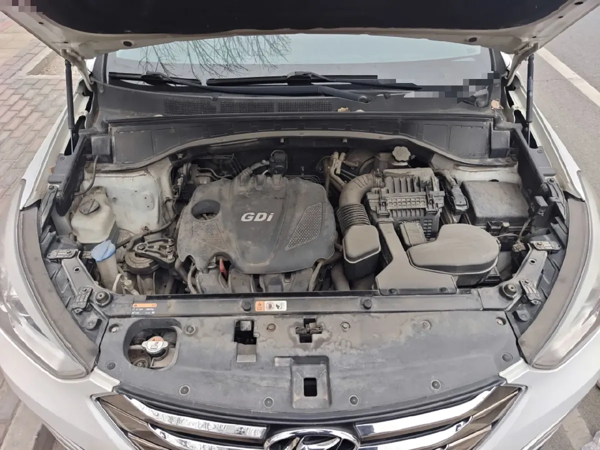 2013 Hyundai Santafe 2.4L 189HP L4 6AT,autocango,china used car exporter,china ev exporter,chinese used car exporter,chinese used ev exporter
