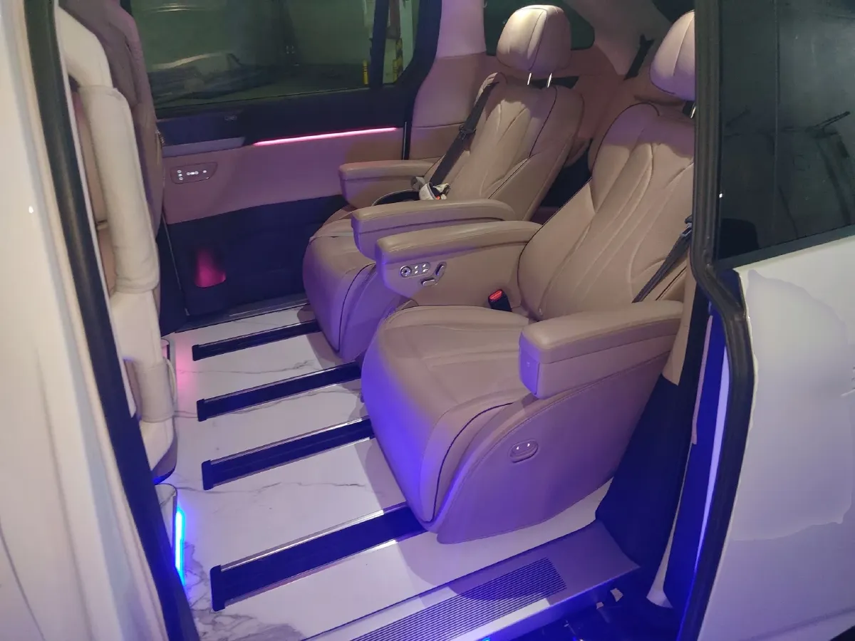 2024 Xpeng X9 BEV 101.5KWH,autocango,china used car exporter,china ev exporter,chinese used car exporter,chinese used ev exporter