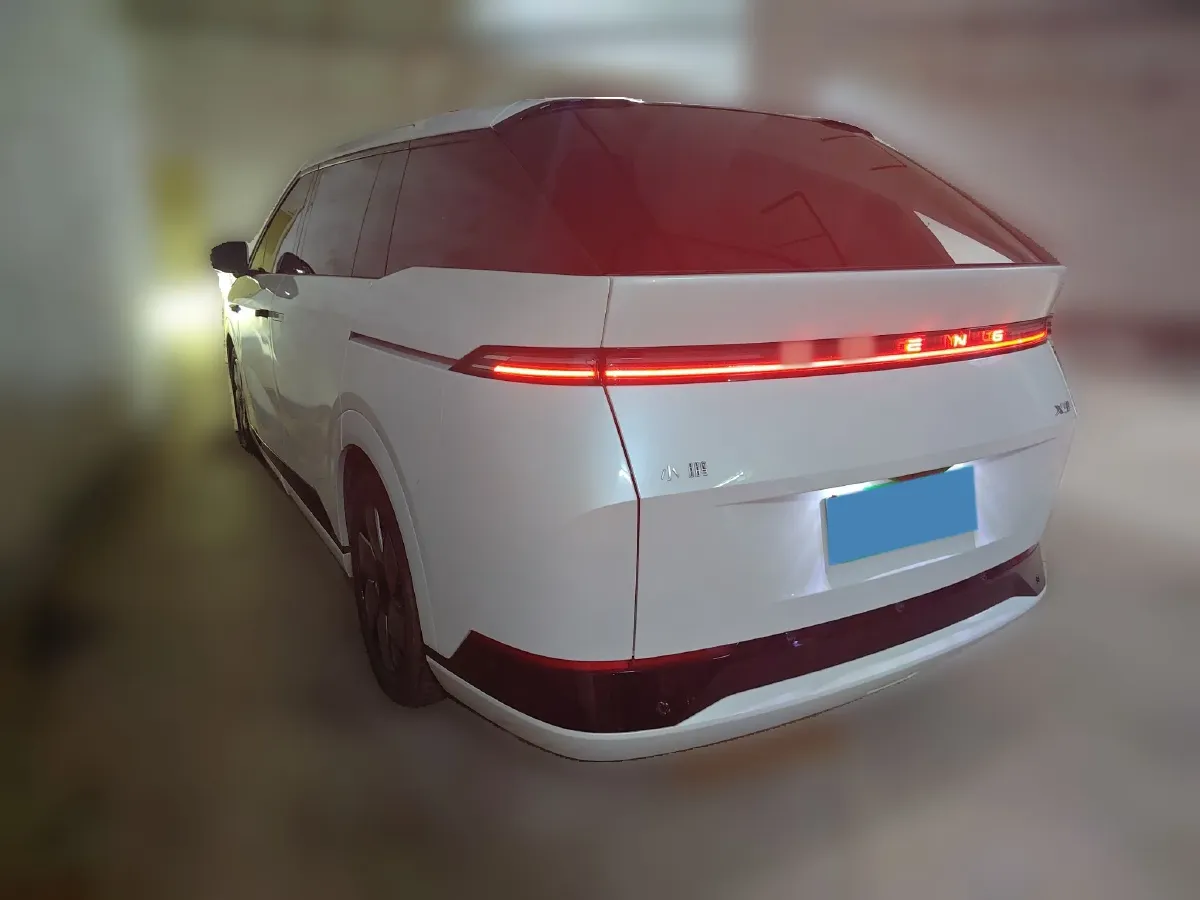 2024 Xpeng X9 BEV 101.5KWH,autocango,china used car exporter,china ev exporter,chinese used car exporter,chinese used ev exporter