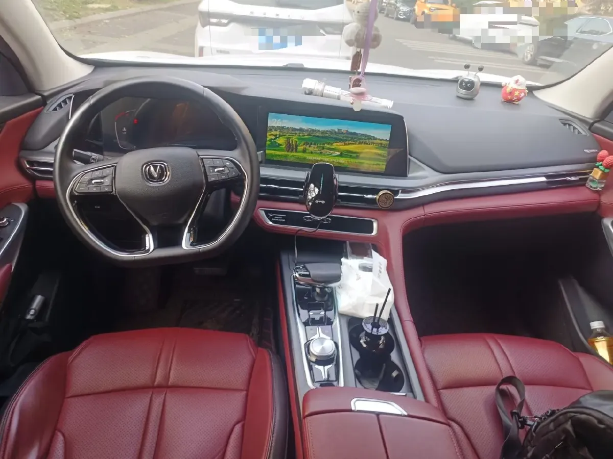 2021 ChangAn CS75 Plus 2.0T 233HP L4 8AT,autocango,china used car exporter,china ev exporter,chinese used car exporter,chinese used ev exporter