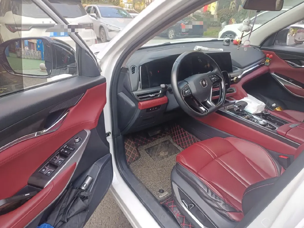 2021 ChangAn CS75 Plus 2.0T 233HP L4 8AT,autocango,china used car exporter,china ev exporter,chinese used car exporter,chinese used ev exporter