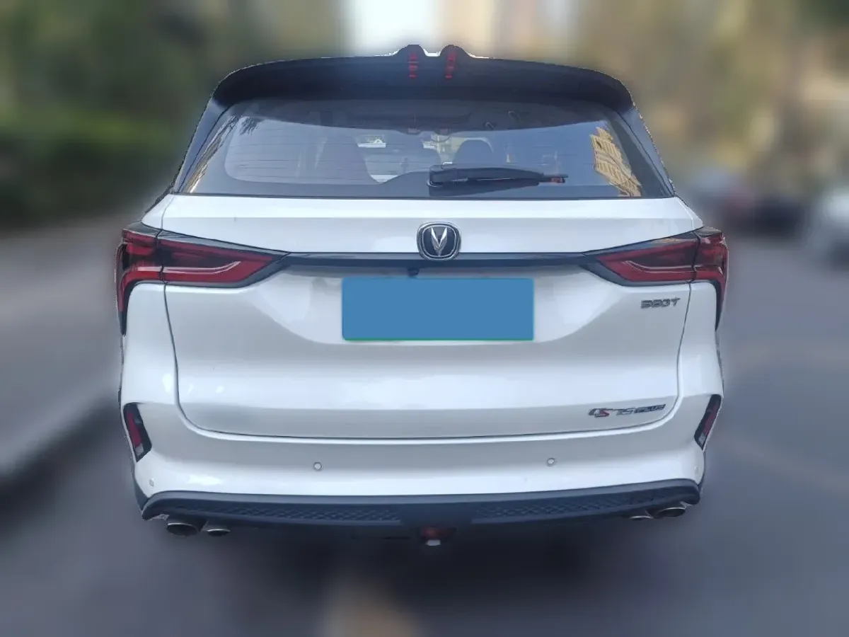 2021 ChangAn CS75 Plus 2.0T 233HP L4 8AT,autocango,china used car exporter,china ev exporter,chinese used car exporter,chinese used ev exporter