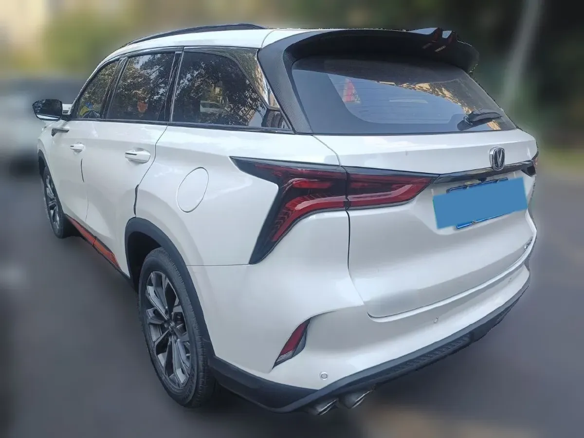 2021 ChangAn CS75 Plus 2.0T 233HP L4 8AT,autocango,china used car exporter,china ev exporter,chinese used car exporter,chinese used ev exporter