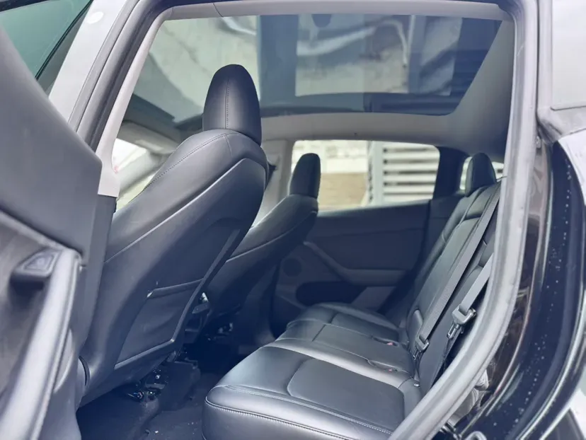 2022 Tesla Model Y BEV 60KWH,autocango,china used car exporter,china ev exporter,chinese used car exporter,chinese used ev exporter