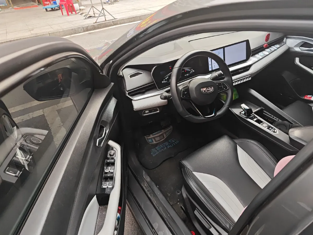 2024 Geely Binray 1.5T 181HP L4 7DCT,autocango,china used car exporter,china ev exporter,chinese used car exporter,chinese used ev exporter