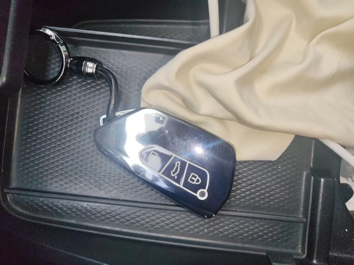 2022 Volkswagen ID.6 Crozz BEV 84.8KWH,autocango,china used car exporter,china ev exporter,chinese used car exporter,chinese used ev exporter