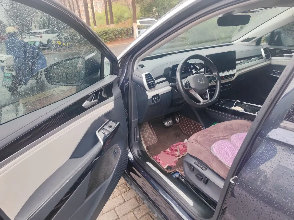 2022 Volkswagen ID.6 Crozz BEV 84.8KWH,autocango,china used car exporter,china ev exporter,chinese used car exporter,chinese used ev exporter