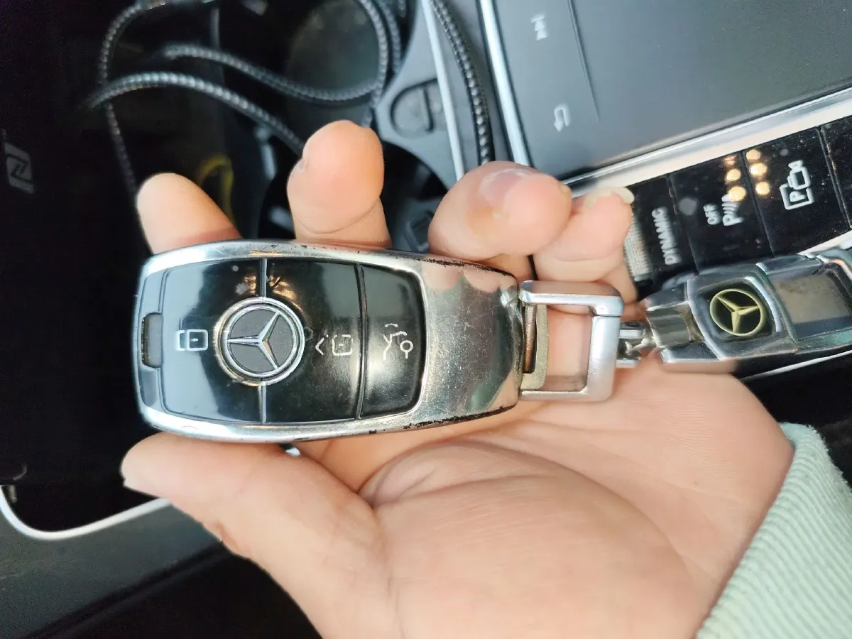 2020 Mercedes-Benz C Class 1.5T 184HP L4 9AT,autocango,china used car exporter,china ev exporter,chinese used car exporter,chinese used ev exporter