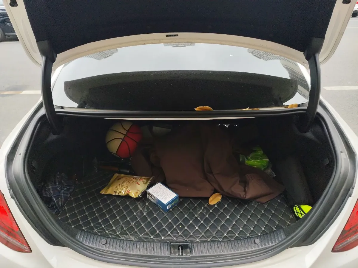 2020 Mercedes-Benz C Class 1.5T 184HP L4 9AT,autocango,china used car exporter,china ev exporter,chinese used car exporter,chinese used ev exporter