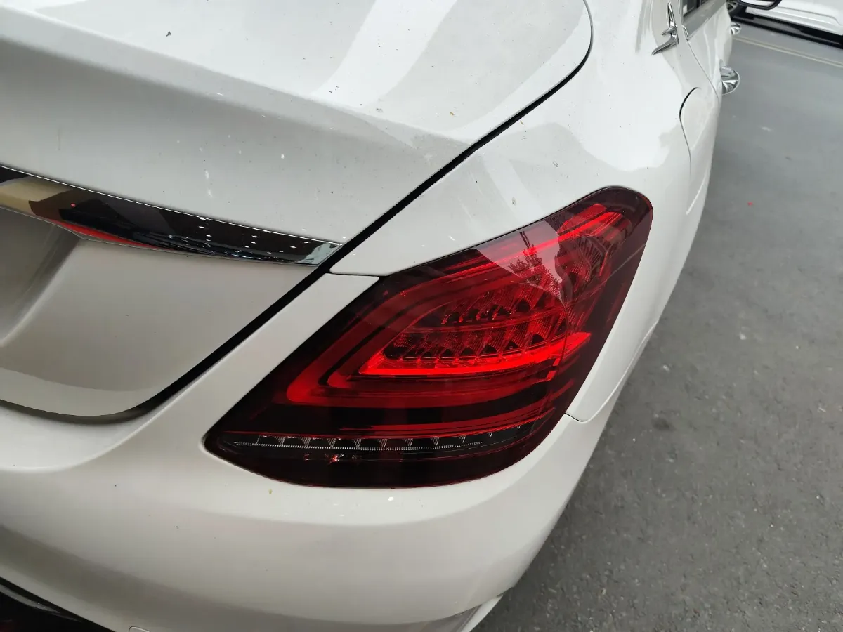 2020 Mercedes-Benz C Class 1.5T 184HP L4 9AT,autocango,china used car exporter,china ev exporter,chinese used car exporter,chinese used ev exporter