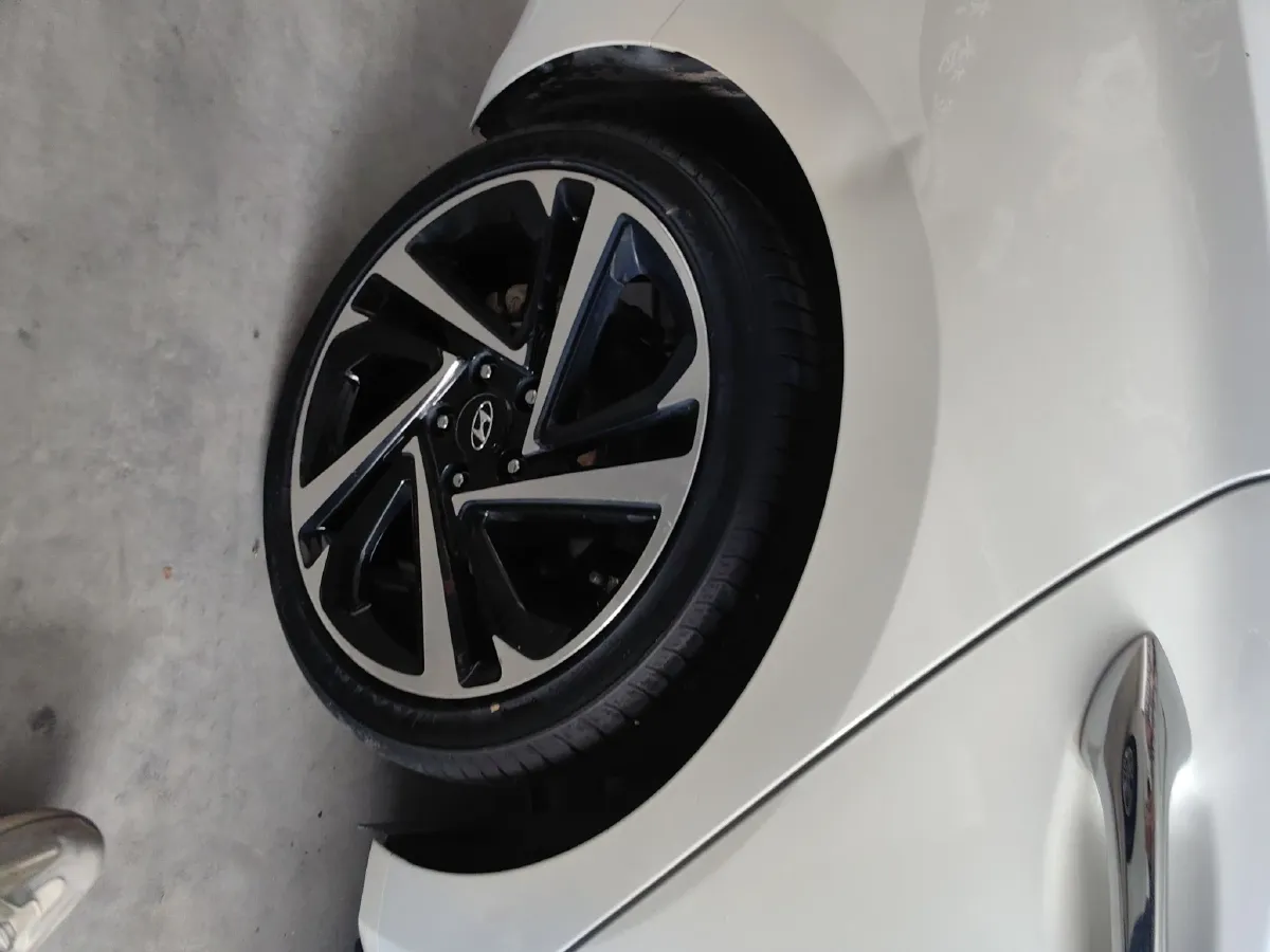 2019 Hyundai La Festa 1.6T 204HP L4 7DCT,autocango,china used car exporter,china ev exporter,chinese used car exporter,chinese used ev exporter