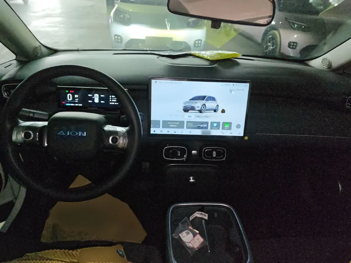 2025 Aion AION UT BEV,autocango,china used car exporter,china ev exporter,chinese used car exporter,chinese used ev exporter