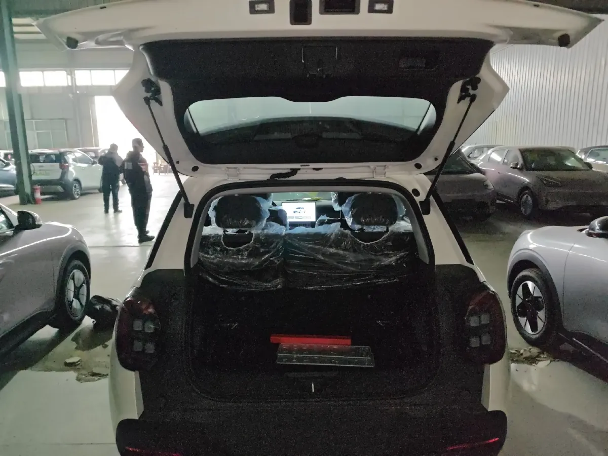 2025 Aion AION UT BEV,autocango,china used car exporter,china ev exporter,chinese used car exporter,chinese used ev exporter