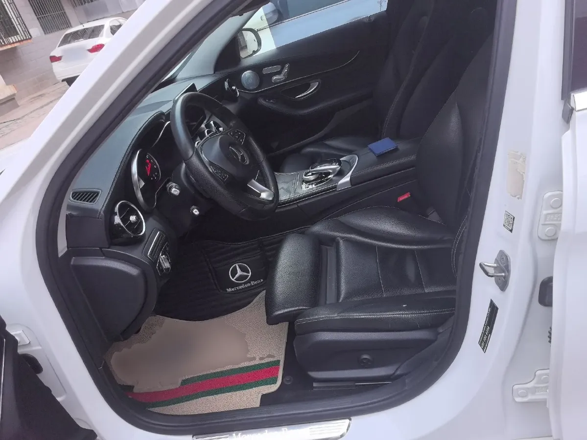 2018 Mercedes-Benz C Class 2.0T 184HP L4 9AT,autocango,china used car exporter,china ev exporter,chinese used car exporter,chinese used ev exporter