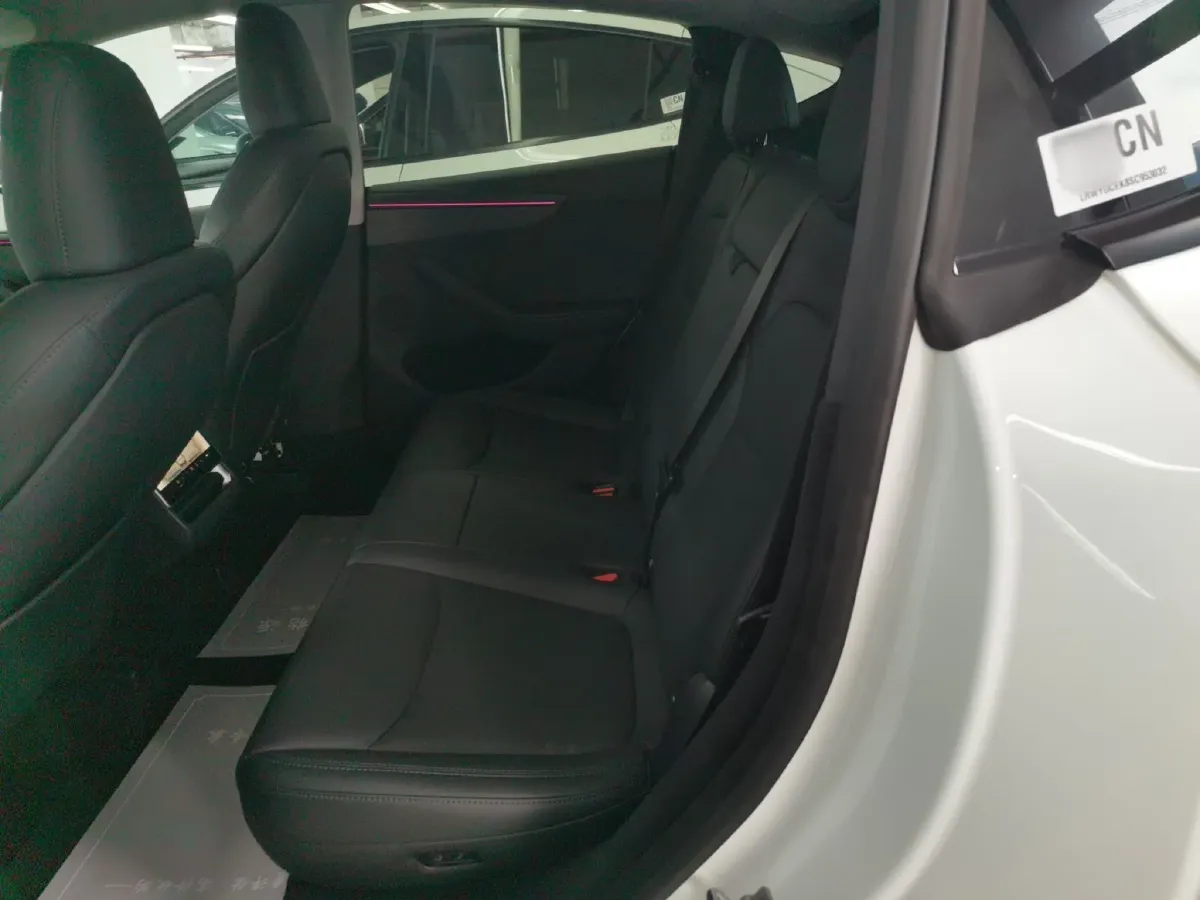 2025 Tesla Model Y BEV 78.4KWH,autocango,china used car exporter,china ev exporter,chinese used car exporter,chinese used ev exporter